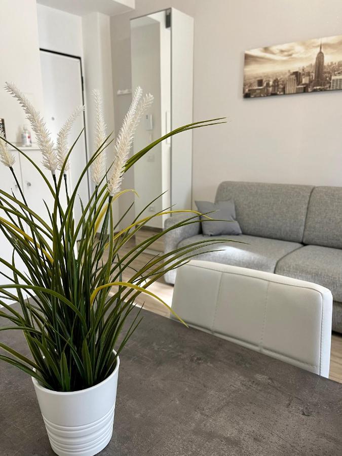 Housitalia Milano Apartment Exterior photo